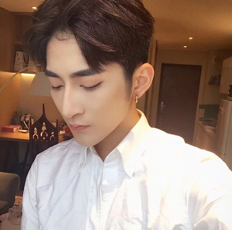 单于光发露