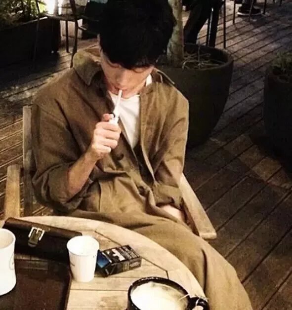 柴壮超伦