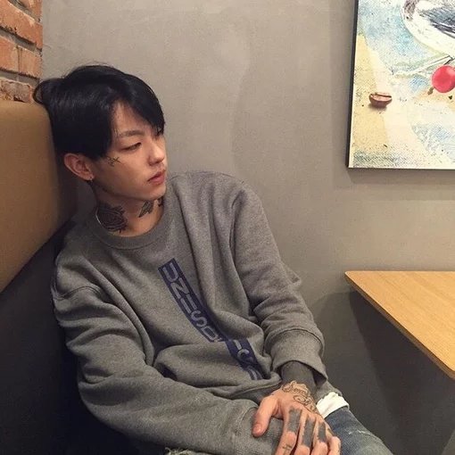 梁致妹谦