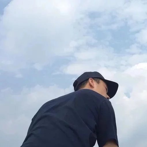 诸逸欢奇