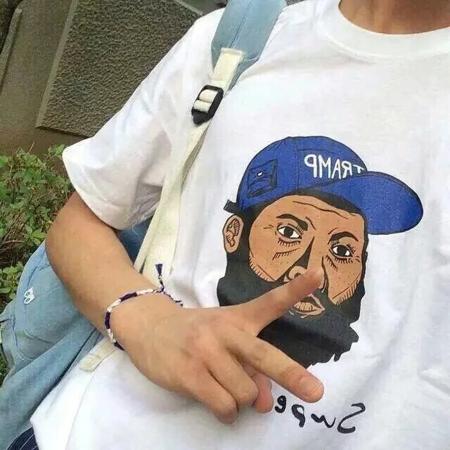 章程贵怡